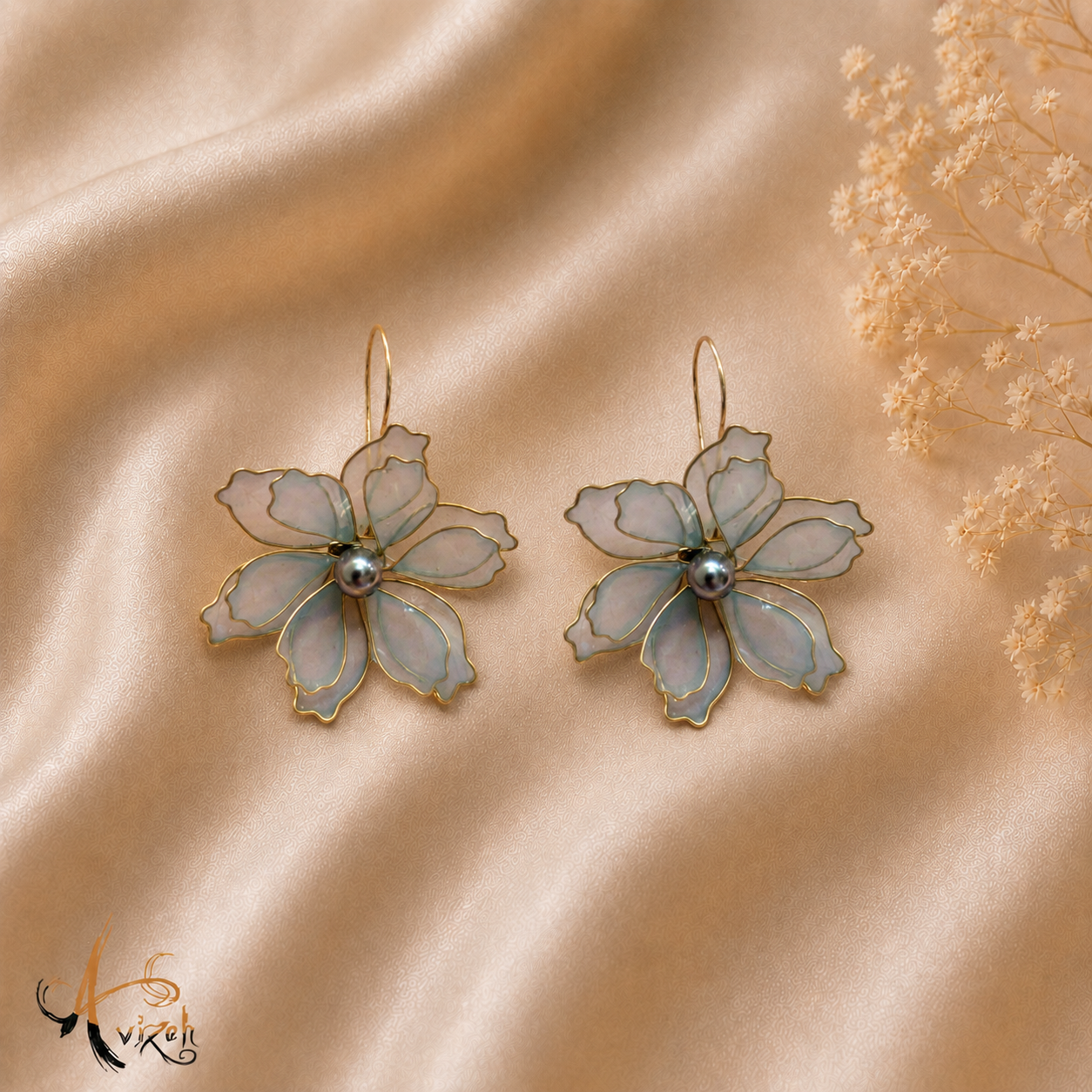 گوشواره گل شیشه ای